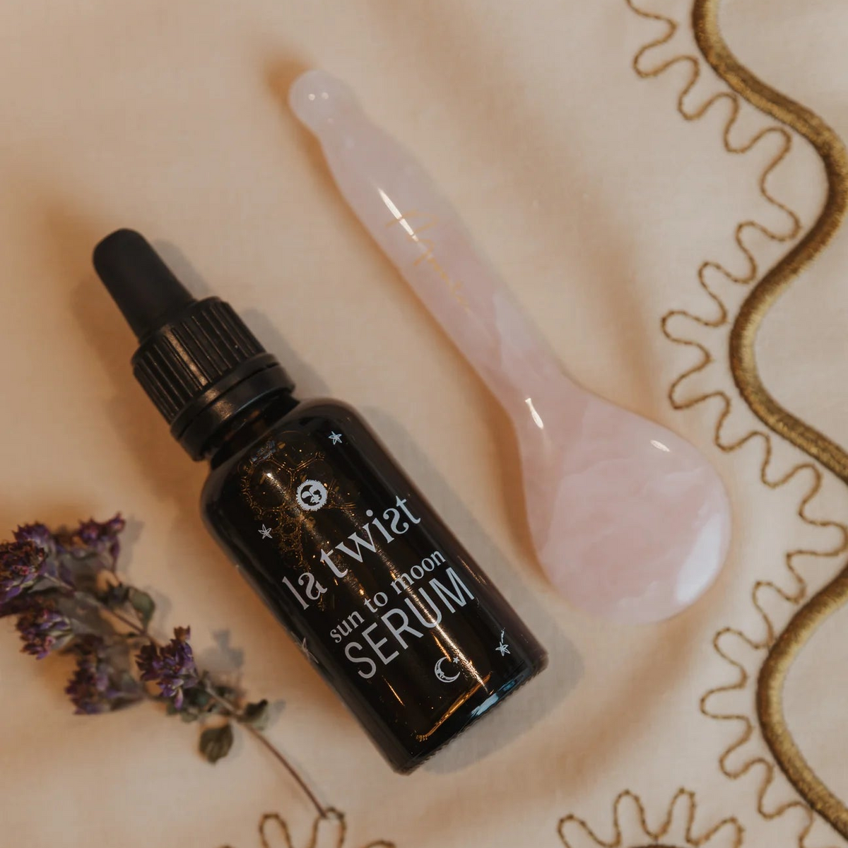 Moonie par Mila - Cuillère Gua Sha pour le visage
