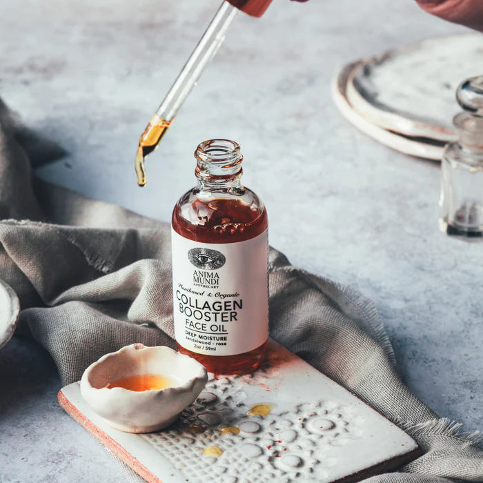 Ervaar nog meer schoonheidsvoordelen door de Collagen Boosting Oil te combineren met de Collagen Boosting Poeder en Elixir.