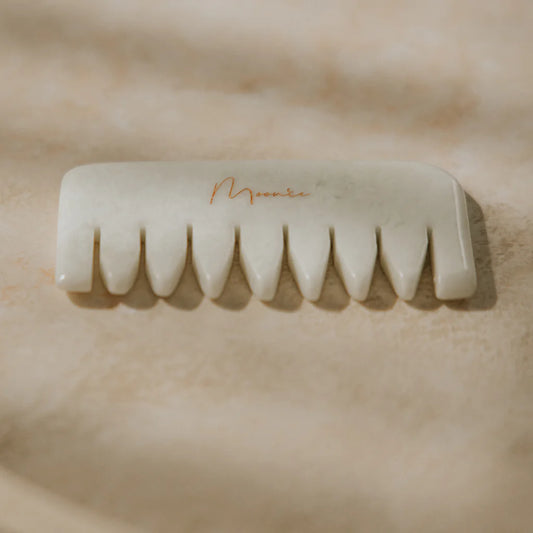 Peigne de massage Moonie by Mila-Gua Sha en jade blanc