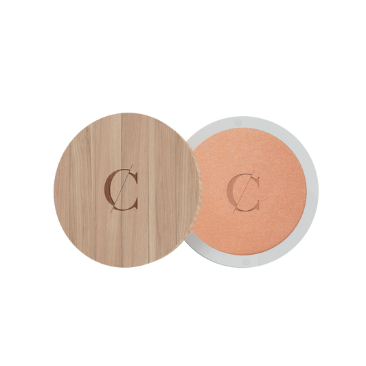 De natuurlijke en biologische huidteinten van Couleur Caramel zijn gemaakt van gemicroniseerd poeder.