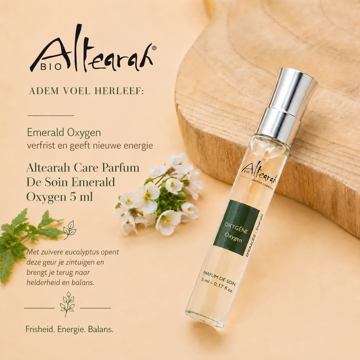 Altearah Parfum De Soin Emerald Oxygen 5 ml sfeerbeeld met eucalyptus en witte bloesem