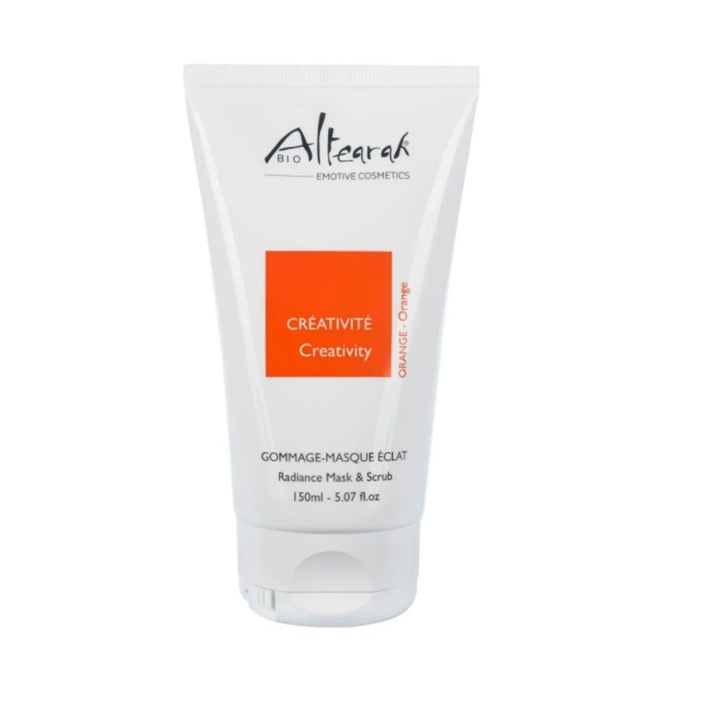 Biologisch gezichtsmasker en scrub met sinaasappel voor glow en stralende huid