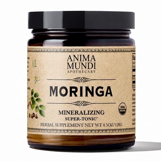 Moringa blad is bekend als een uitstekende bron van voedingsstoffen en werkt als een natuurlijke energie booster. 