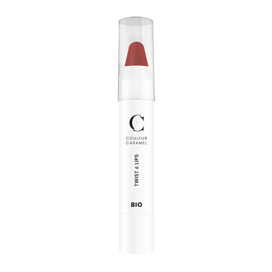 De Twist en Lips van Couleur Caramel heeft meer stevigheid dan een normale lipstick en “smelt“ minder snel.