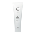 Couleur Caramel BB Cream Light Beige evens out the skin naturally
