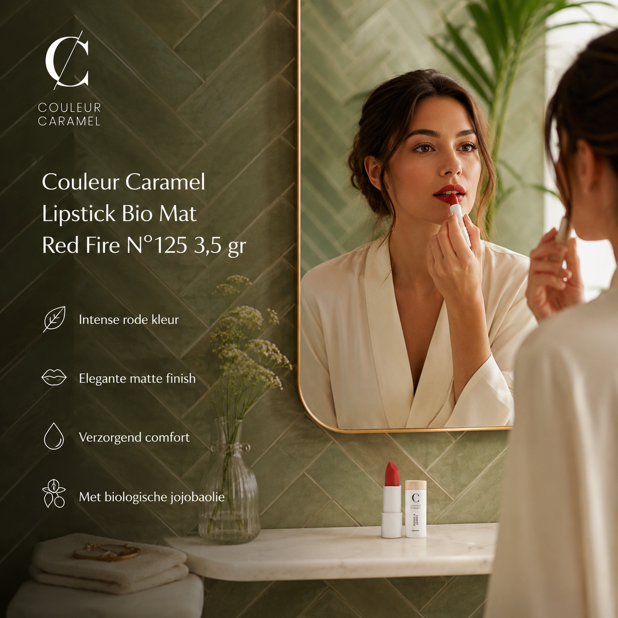 Couleur Caramel Lipstick Red Fire verzorgt lippen tijdens aanbrengen