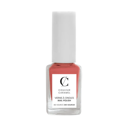 Couleur Caramel Organic Nail Polish Beige Pink gives a soft shine