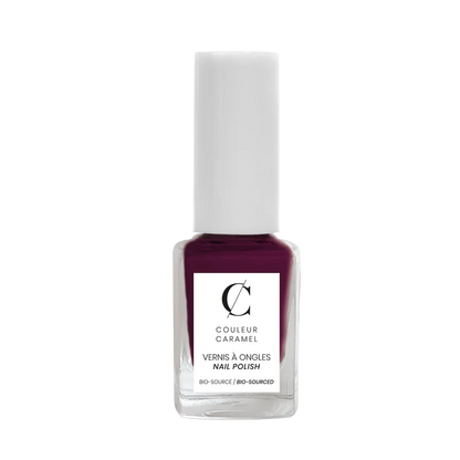 Couleur Caramel Organic Nail Polish Blueberry gives a deep shine
