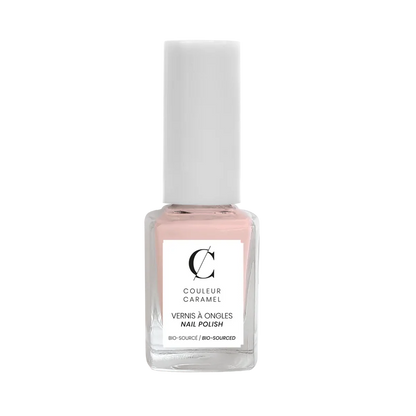 Couleur Caramel Organic Nail Polish Light Pink gives a soft shine