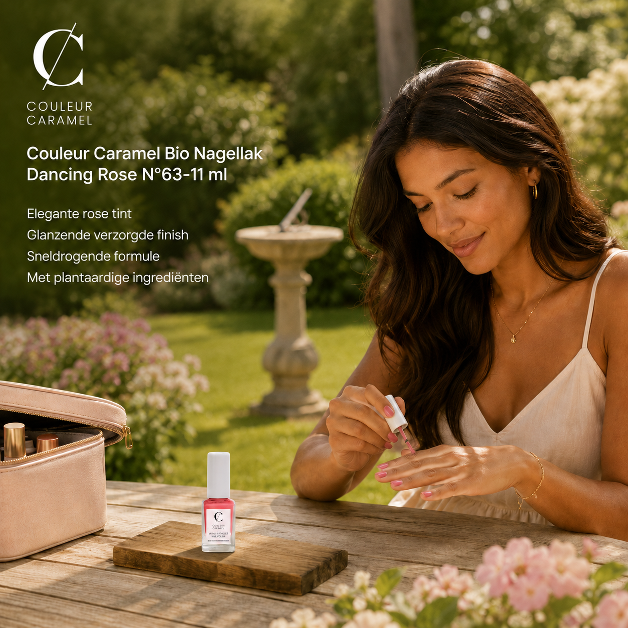 Couleur Caramel Bio Nagellak sfeerbeeld voor elegante rose nagels