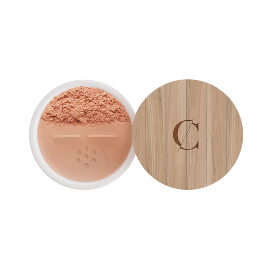 Couleur Caramel Bio Foundation Light Brown egaliseert warme teint
