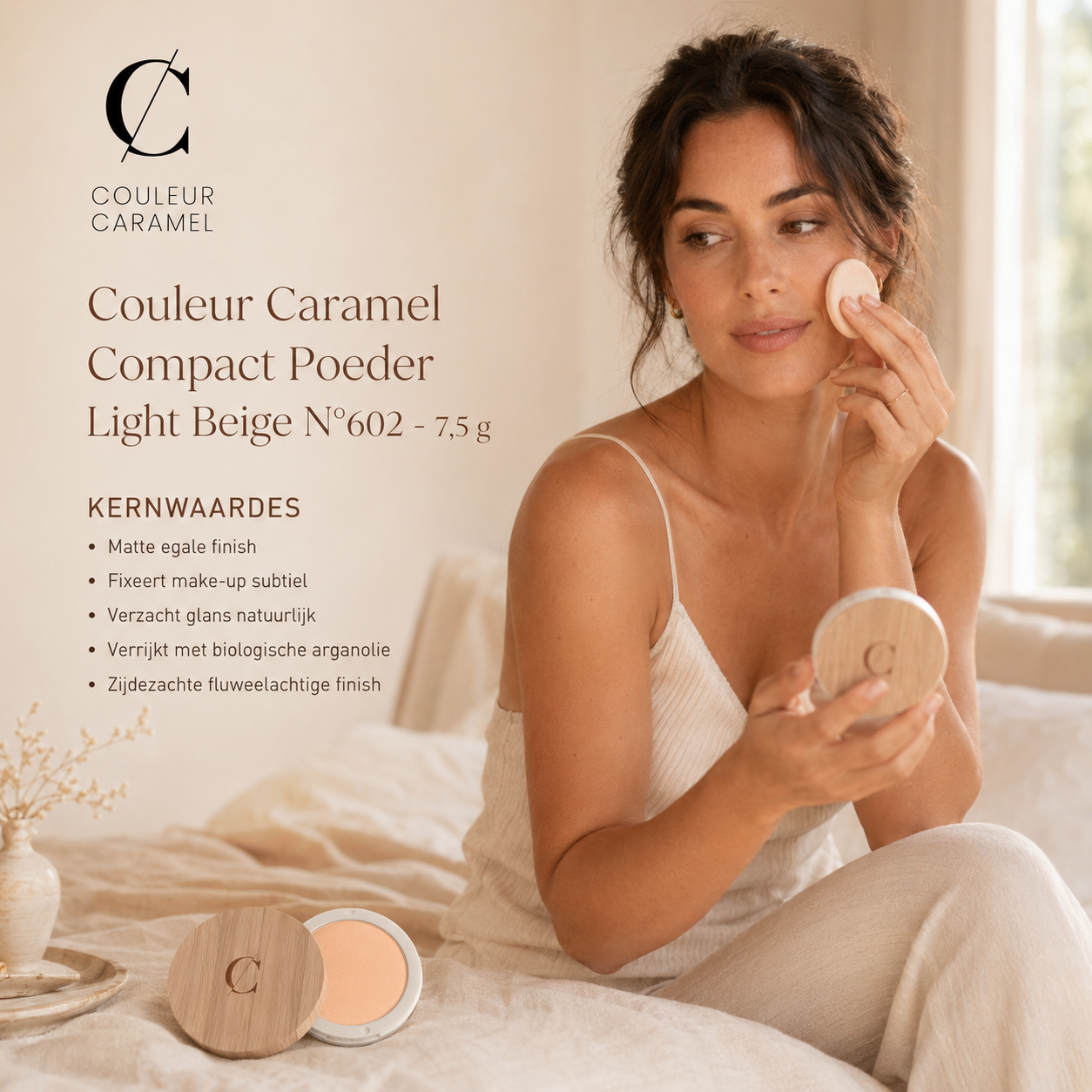 Couleur Caramel Compact Poeder Light Beige N°602 matte egale finish