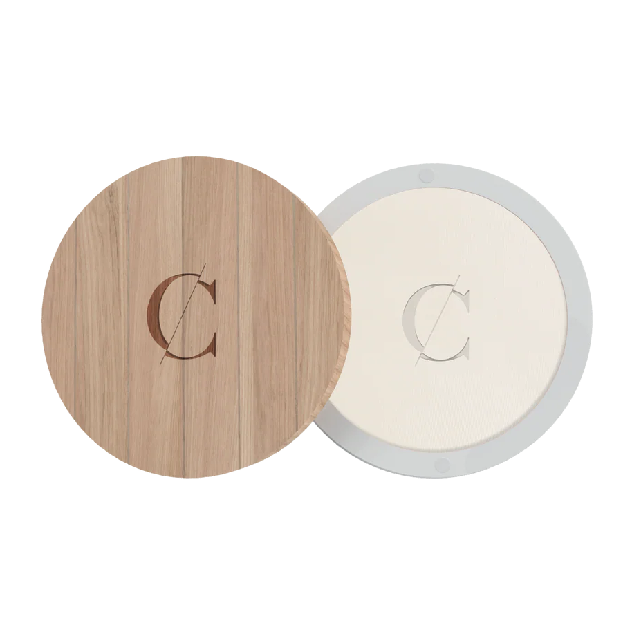 Couleur Caramel Compact Poeder Universal matteert elke teint natuurlijk