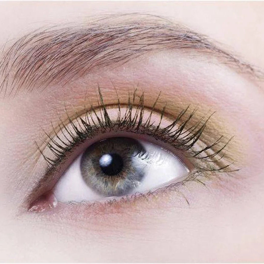Couleur Caramel Oogschaduw N008 close-up met yellow beige tint.