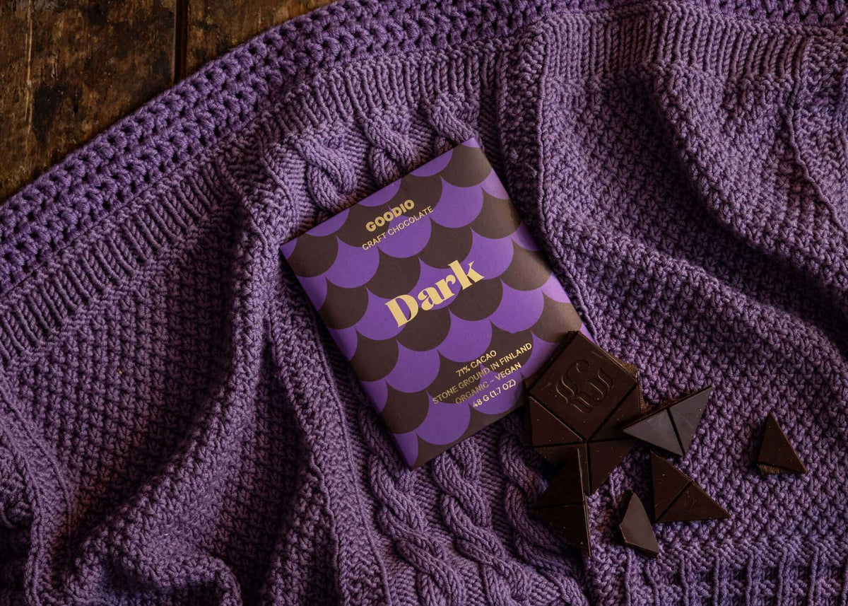 Chocolat Goodio Noir 71% dans une mise en scène