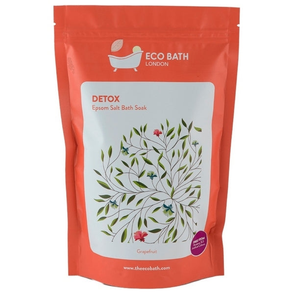 Onze Eco Bath Detox Epsom Salt Soak biedt een ontspannig door een mix van Epsom-zout en frisse tonen van grapefruit. 
