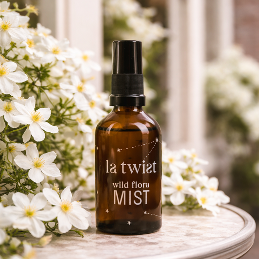 Een leave-on gezichtsmist is een geschenk van de natuur voor je waardevolle huid. 