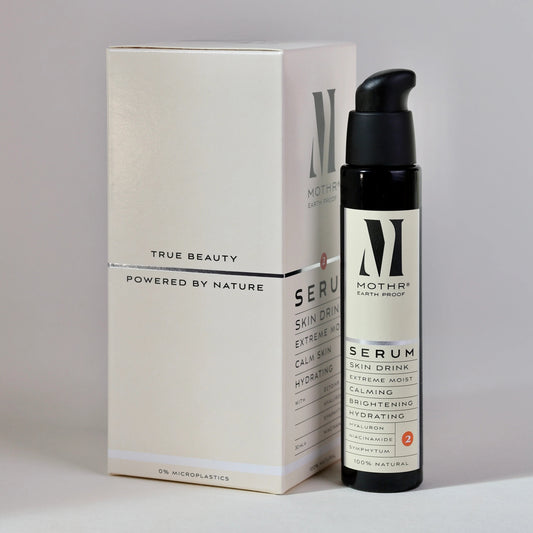 Kalmerend vocht inbrengend serum met hyaluronzuur en niacinamide voor een intens gehydrateerde, zachte en veerkrachtige huid.