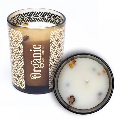 Myrrh and frankincense, with their woody, spicy and slightly lime-like aroma, are known to uplift the mind.