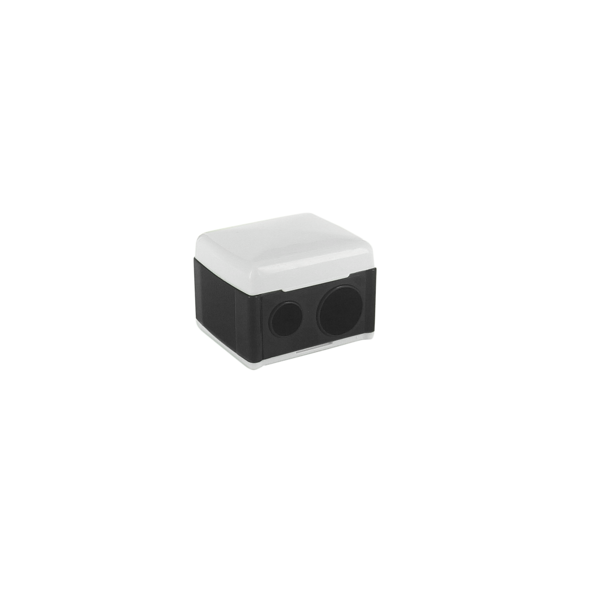 This duo sharpener suits both slim and wider Couleur Caramel make-up pencils.